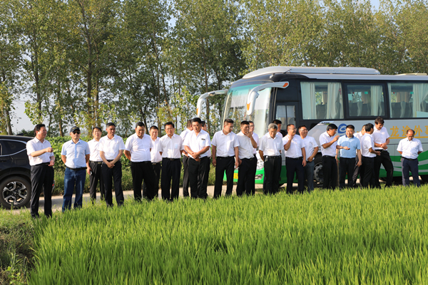 1597909836310603.jpg 岗埠分公司组团到临海、新曹、弶港学习考察_副本.jpg